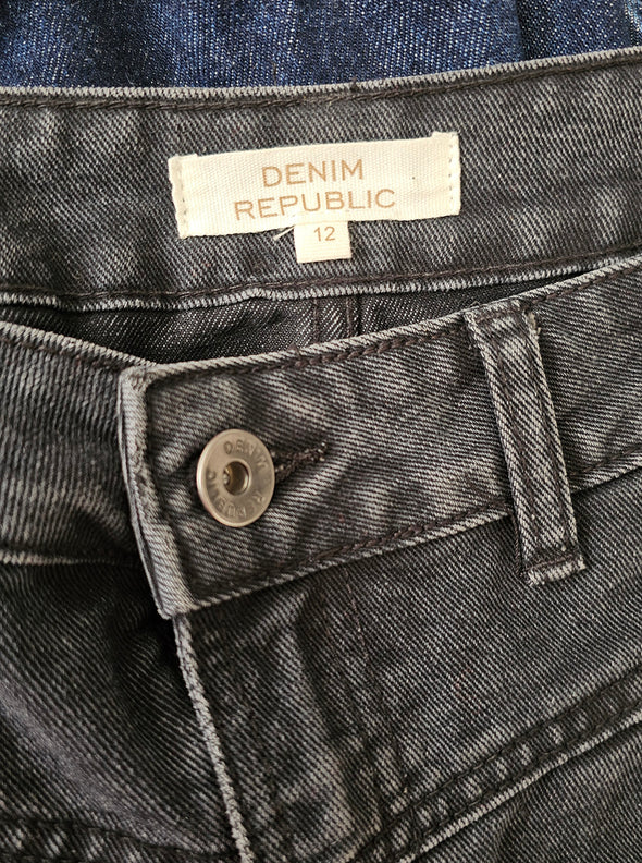 DENIM REPUBLIC Size 12 Midi Skirt
