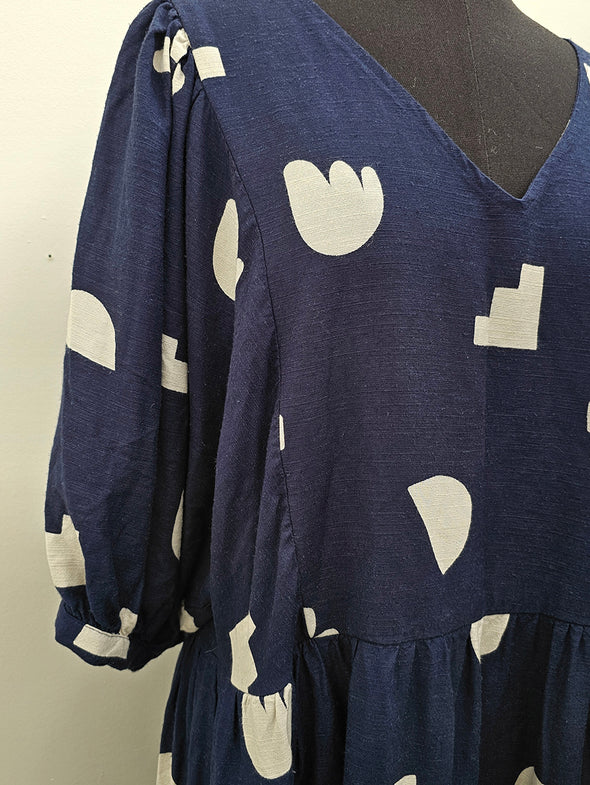 ELM Size 18 Navy Print Dress