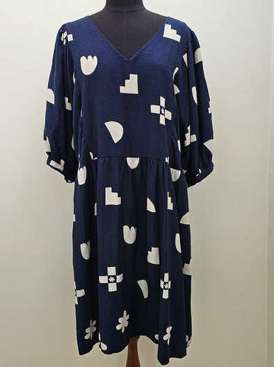 ELM Size 18 Navy Print Dress