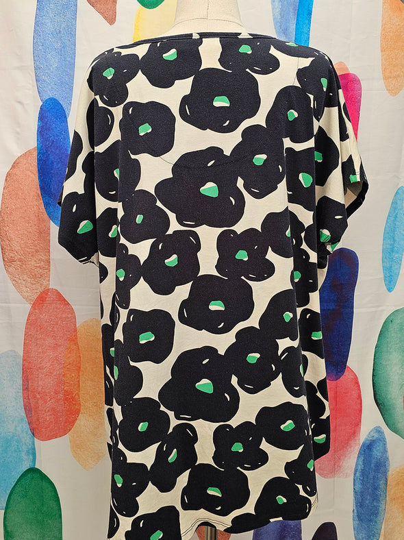 VIRTUELLE Print V neck T-Shirt