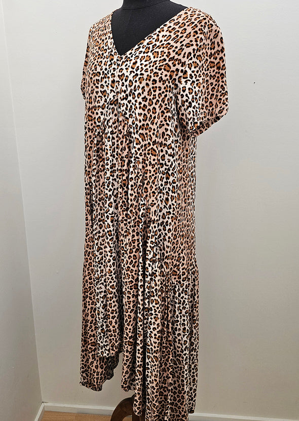 NEW U Leopard Print Maxi dress