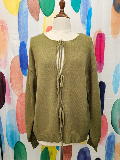 SAGE CARDIGAN Tie Front detail