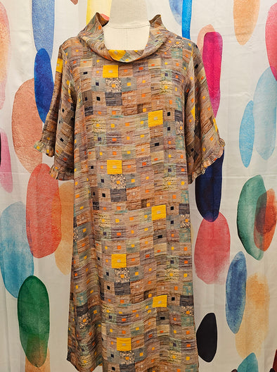 QUOTE Cowl neck dress