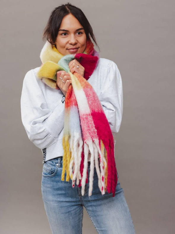 oversized-bright2-scarf-hello-friday-new-zealand_9b7c2741-2ef2-492a-bbd9-99797f56a94b.jpg
