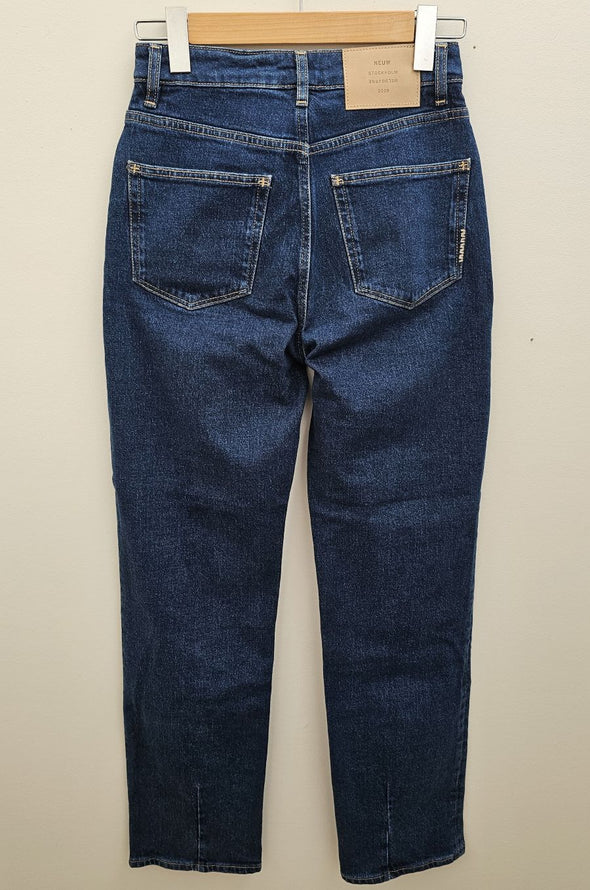 NEUW straight leg jeans 25