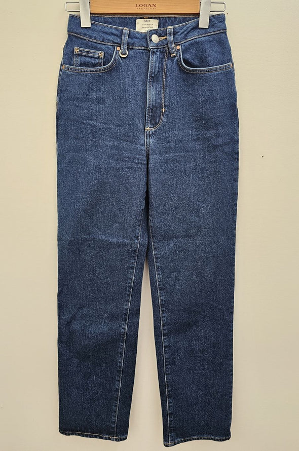 NEUW straight leg jeans 25